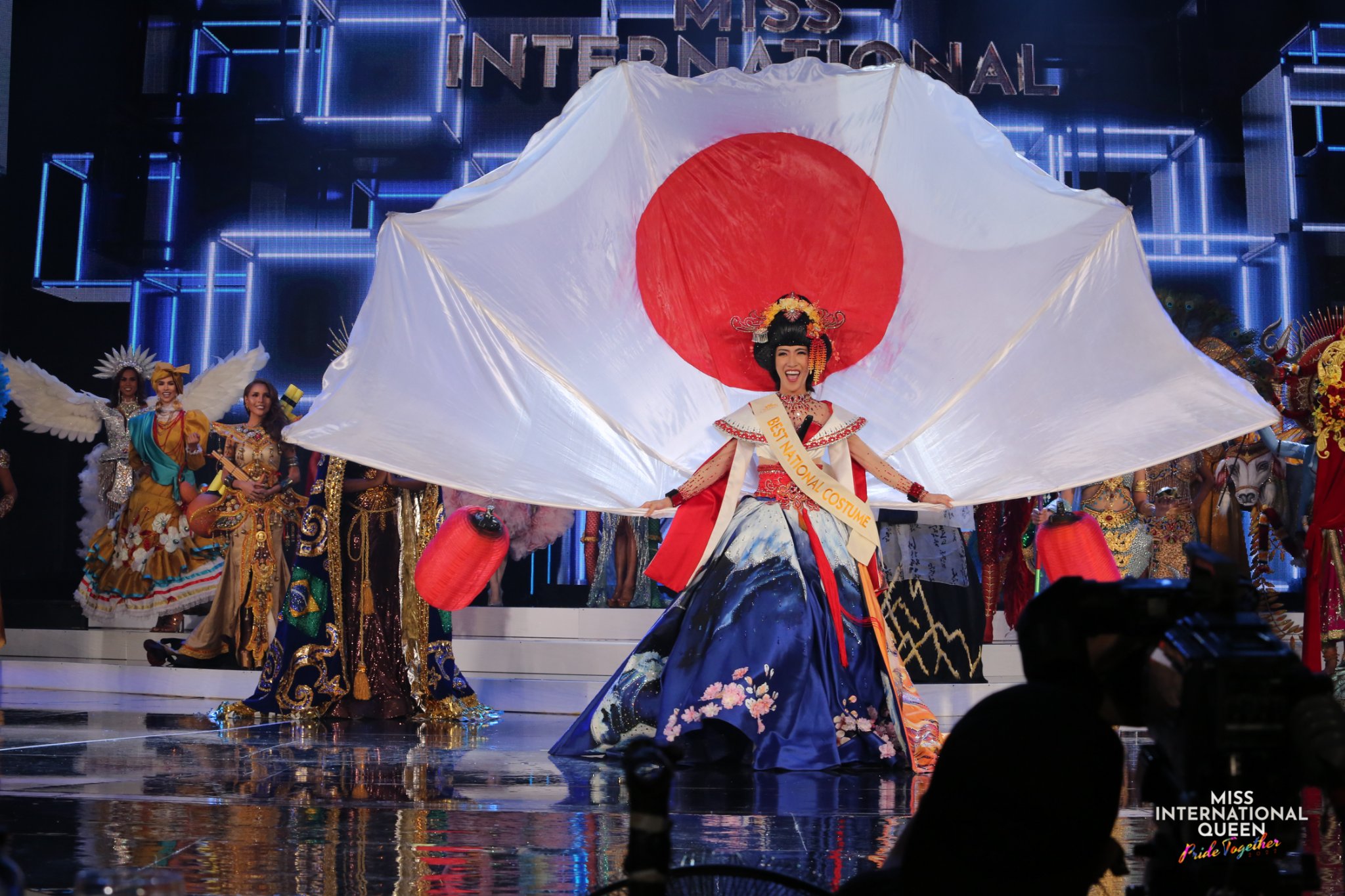 MISS INTERNATIONAL QUEEN 2022 日本代表ゆしんが「ベストナショナルコスチューム賞」を受賞